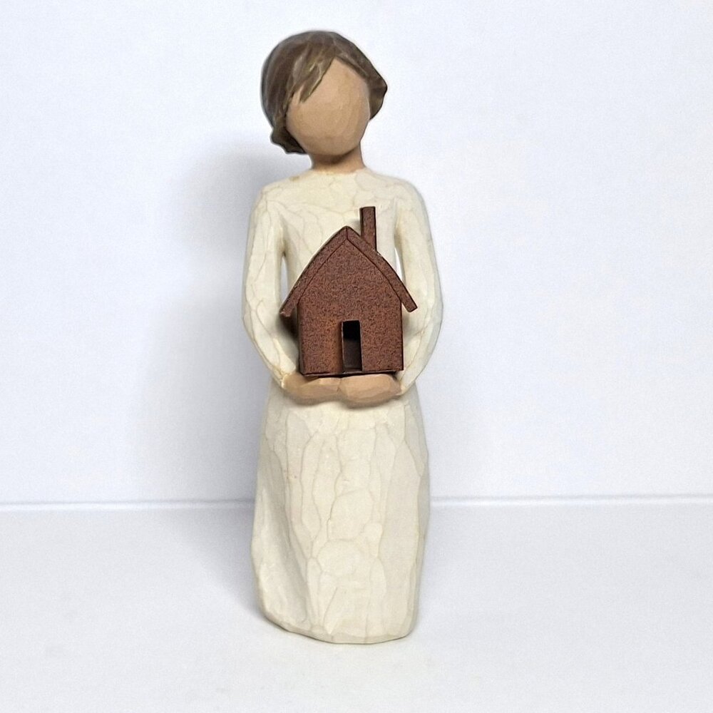 Willow Tree - "Mi Casa" Figurine